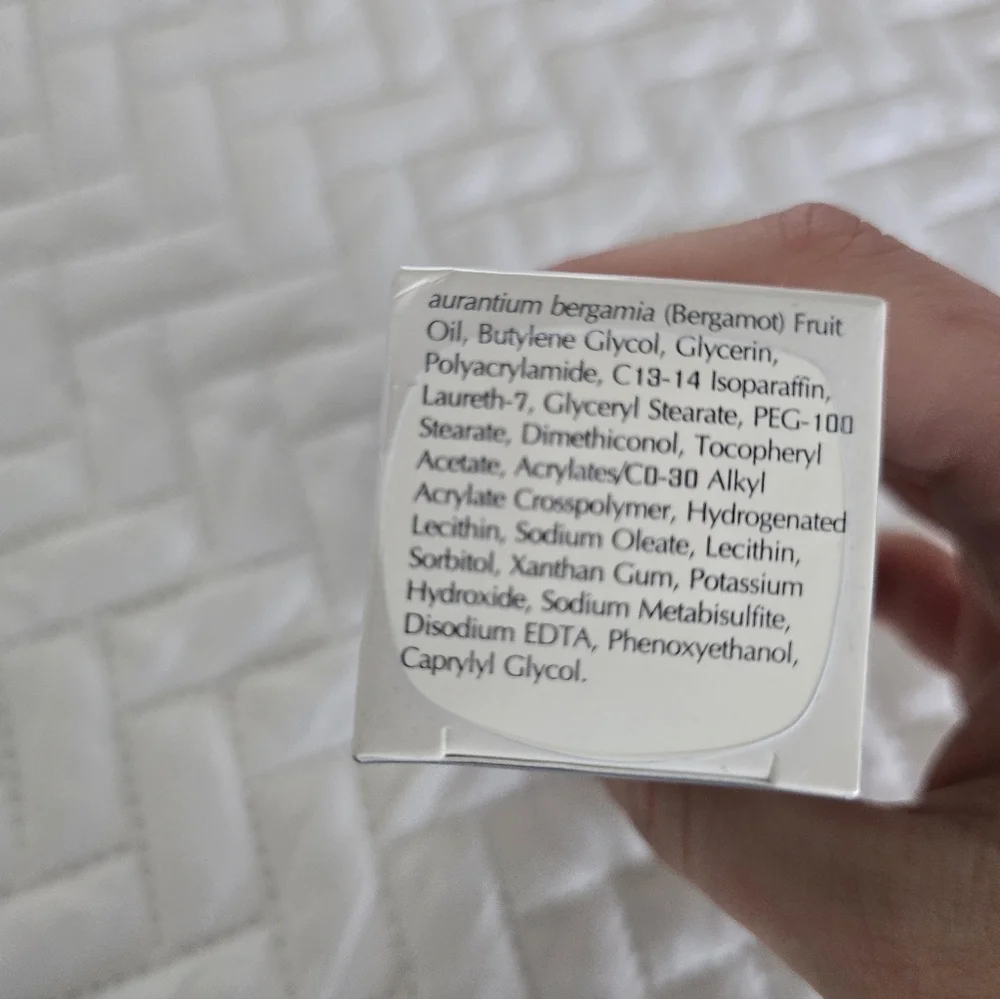 M.A.D. Skincare Illuminating Daily Moisturizer brightening - NEW